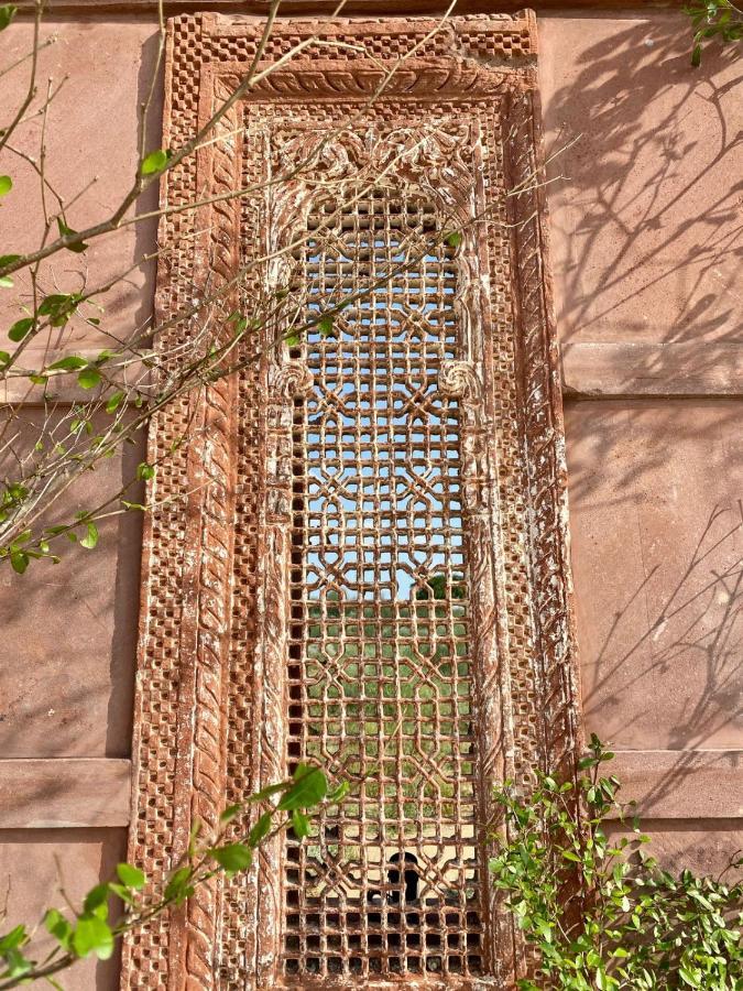 Kaner Retreat - India'S First Desert Botanical Resort Shaitrawa Ngoại thất bức ảnh