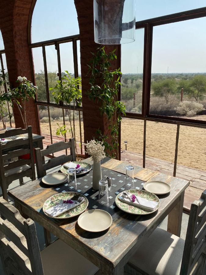 Kaner Retreat - India'S First Desert Botanical Resort Shaitrawa Ngoại thất bức ảnh