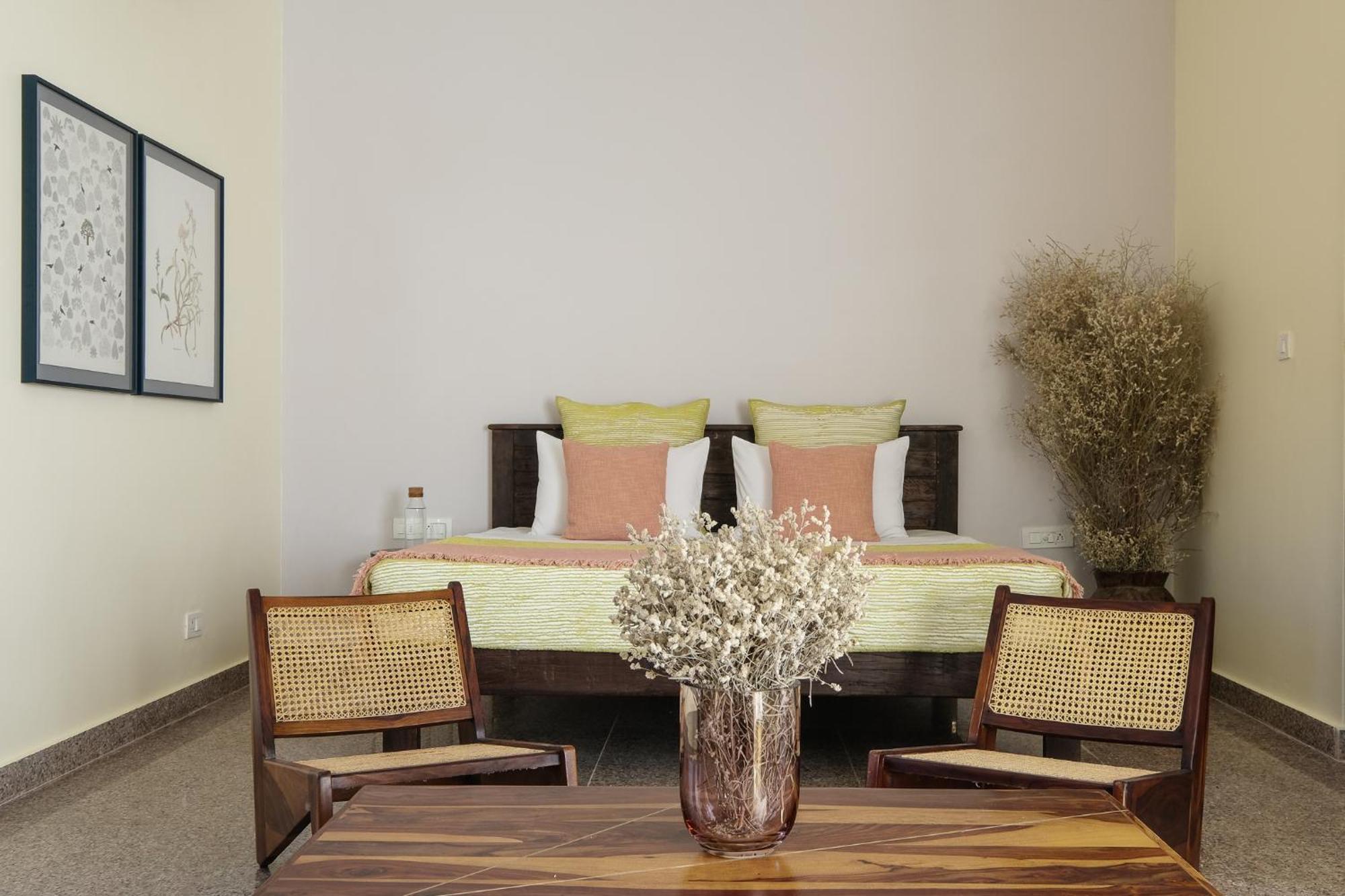 Kaner Retreat - India'S First Desert Botanical Resort Shaitrawa Ngoại thất bức ảnh
